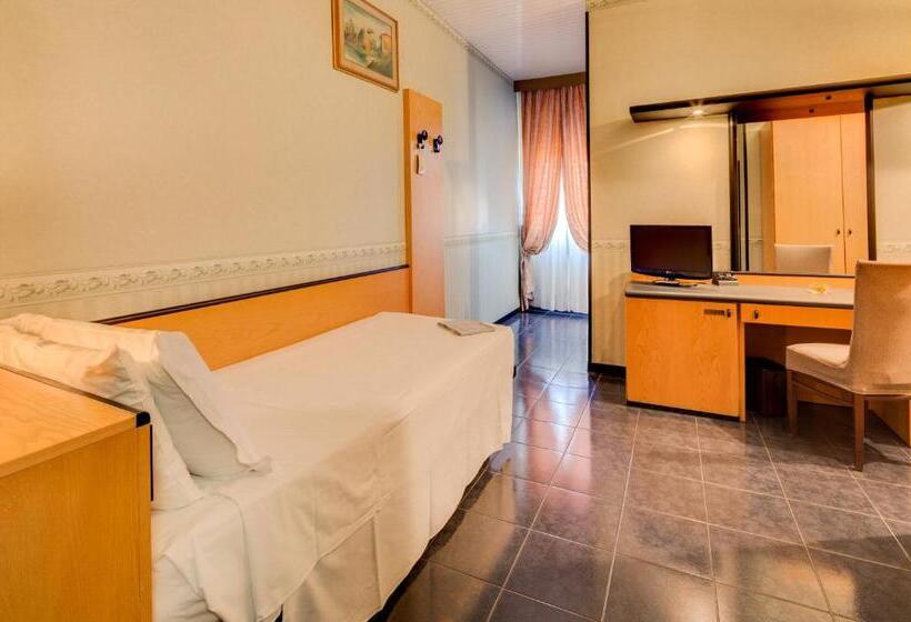 اتاق اکونومی یک تخته, San Donato  Bologna Centro