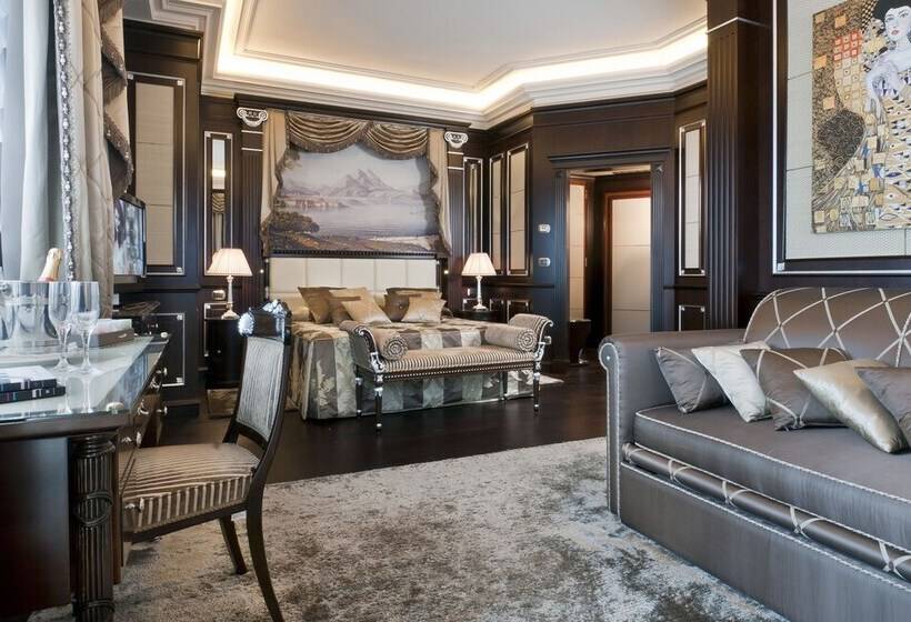 Люкс Сеньор, Splendid