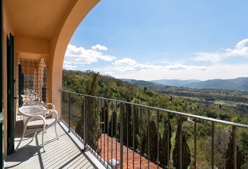 Номер Deluxe с Видом, Renaissance Tuscany Il Ciocco Resort & Spa