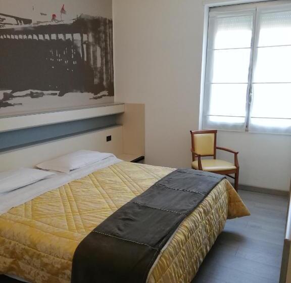 اتاق استاندارد, Astoria Gallarate