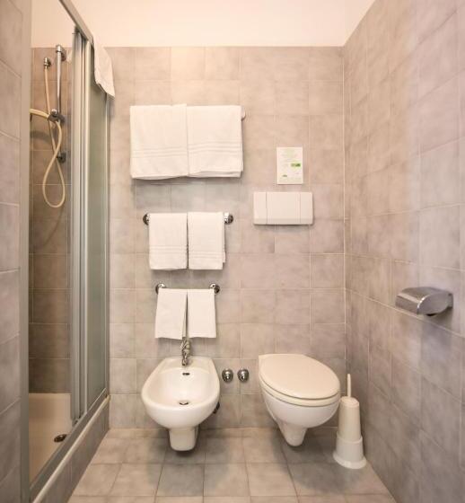 اتاق استاندارد, Astoria Gallarate