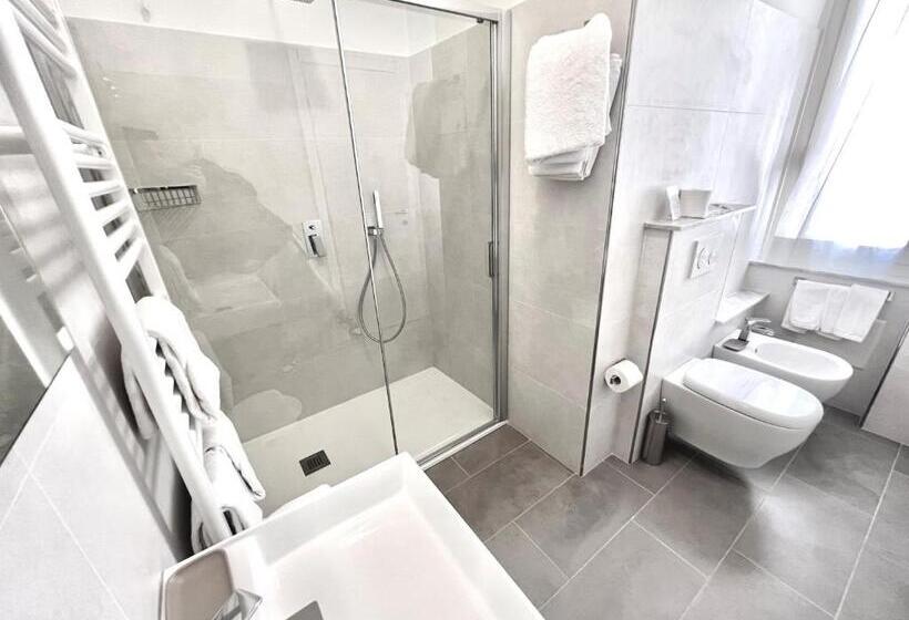 Economy Triple Room, Boncardo