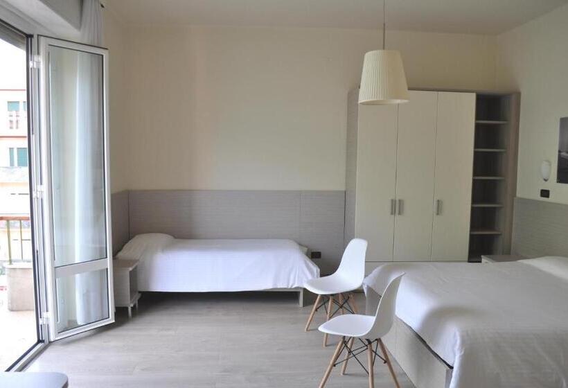 Economy Triple Room, Boncardo