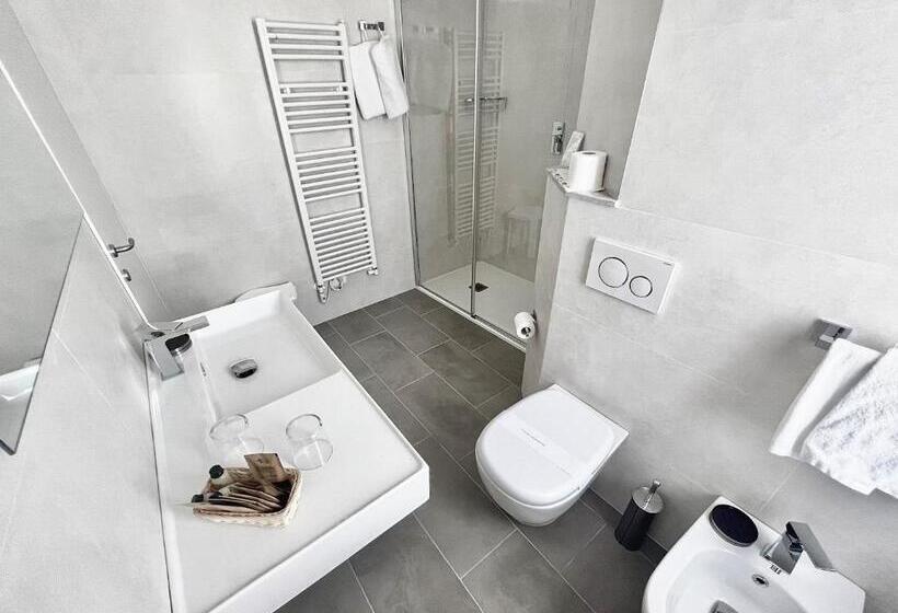 Economy Triple Room, Boncardo