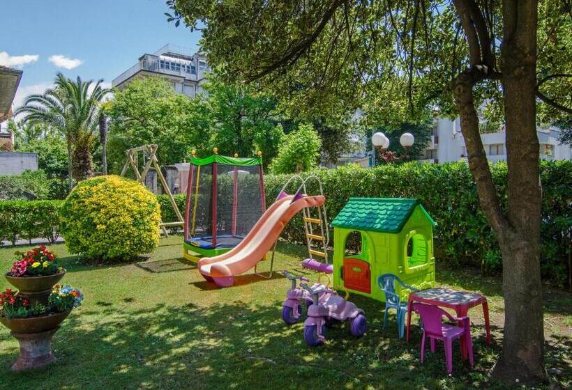 اتاق سوپریور, Gabrini