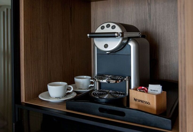 Номер Superior Вид на Море, Grand Hotel Diana Majestic