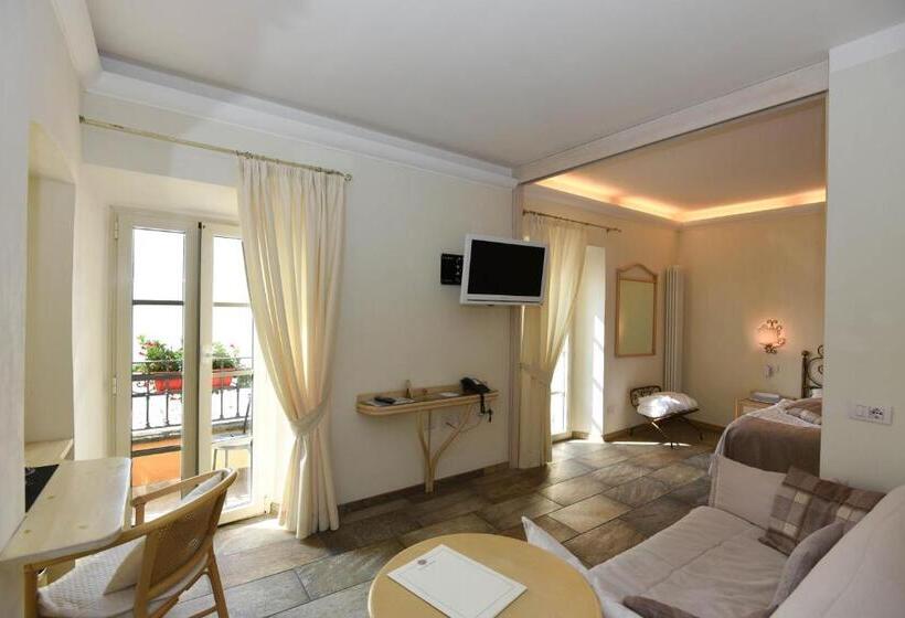 Полулюкс с Балконом, Relais Villa Porta