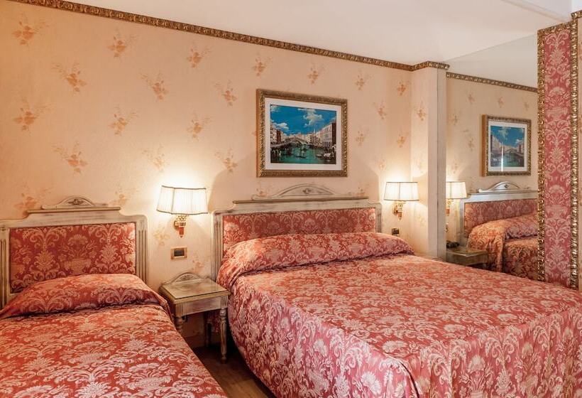 Номер Стандарт Трехместный, Venezia