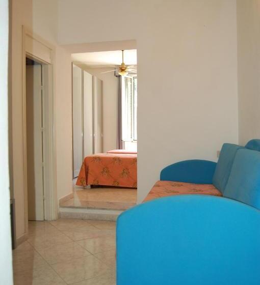 اتاق استاندارد سه نفره, Villa Ombrosa