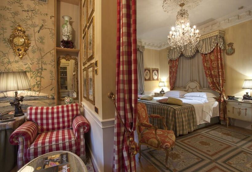 سوییت, De La Ville Monza   Small Luxury Hotels Of The World