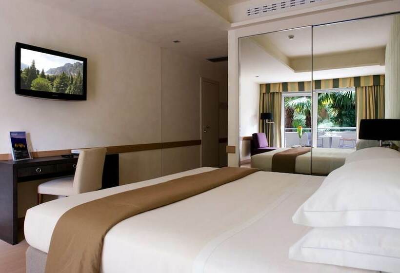 اتاق استاندارد با چشم‌انداز پارک, Du Lac Et Du Parc Grand Resort
