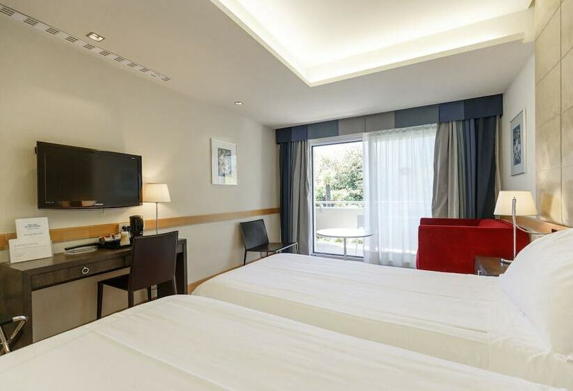 اتاق استاندارد با چشم‌انداز پارک, Du Lac Et Du Parc Grand Resort
