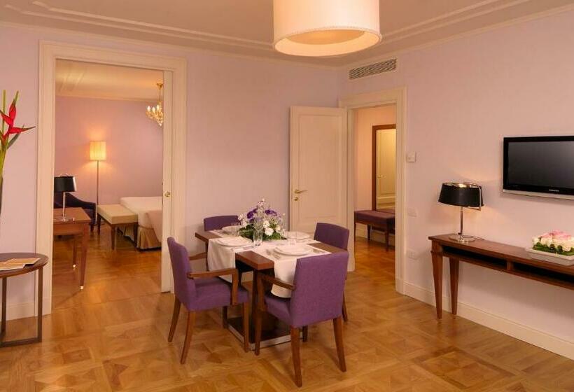 سوییت جونیور, Du Lac Et Du Parc Grand Resort