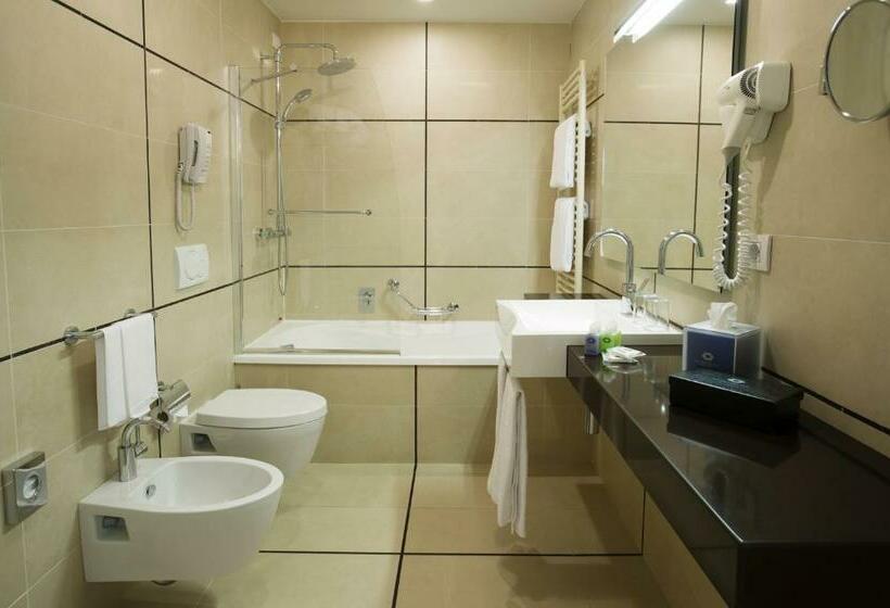 سوئیت پریمیوم, Du Lac Et Du Parc Grand Resort