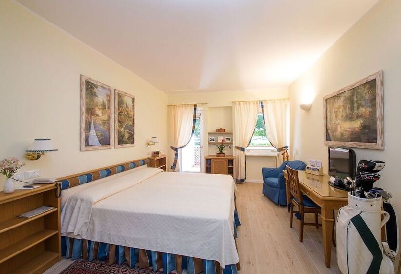 اتاق لوکس, Gallia Palace Hotel   Relais & Châteaux