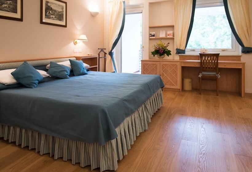 اتاق کلاسیک, Gallia Palace Hotel   Relais & Châteaux