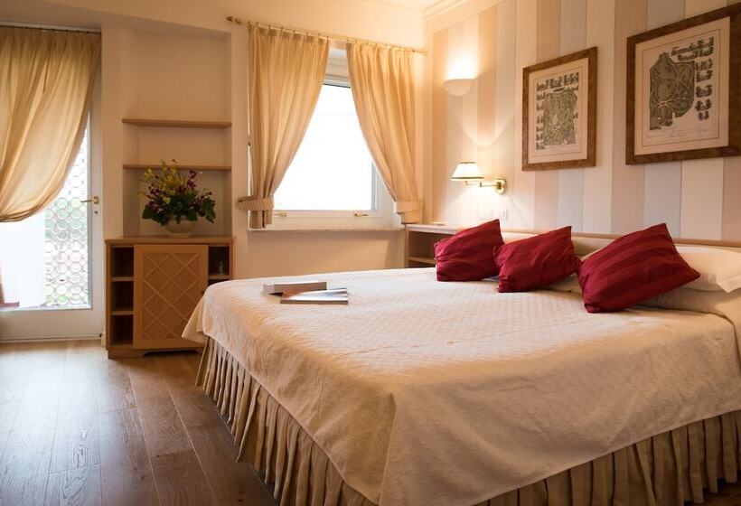 اتاق کلاسیک, Gallia Palace Hotel   Relais & Châteaux