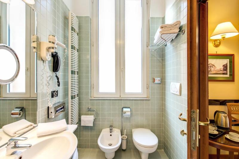 Standard Room, Milani