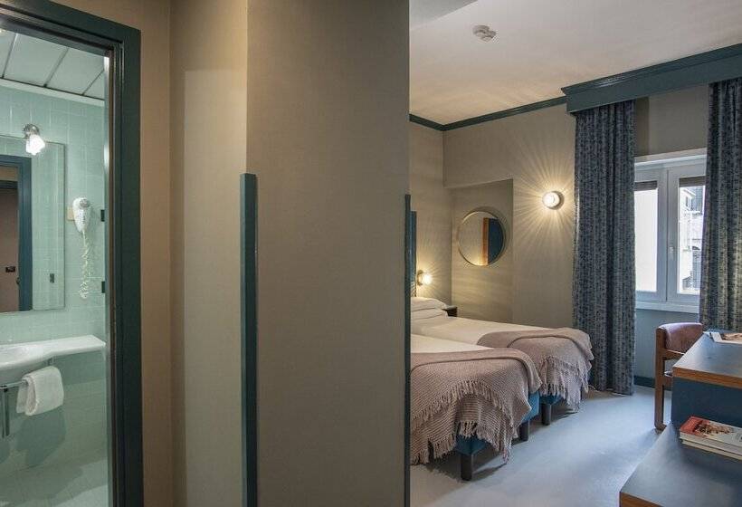 Standard Room, Milani