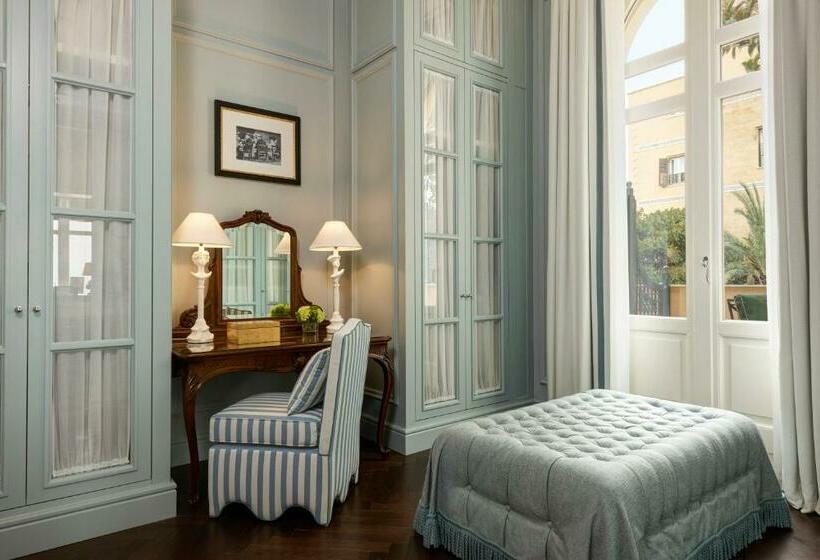 سوئیت با تخت بزرگ, Rocco Forte Villa Igiea