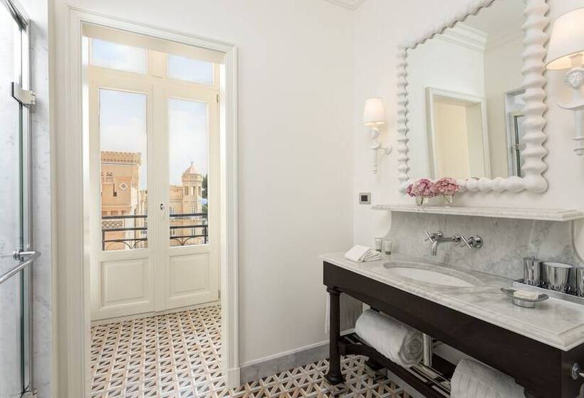 اتاق لوکس با چشم‌انداز دریا, Rocco Forte Villa Igiea