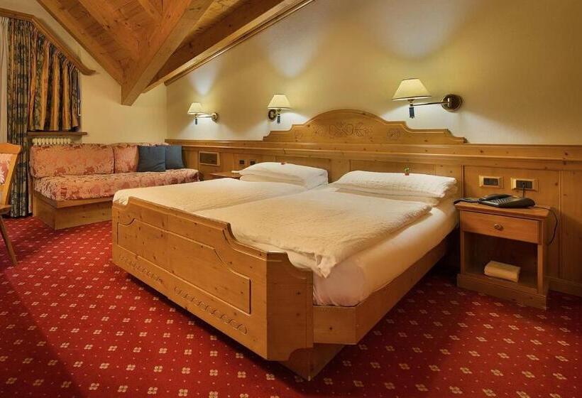발코니가 있는 4인용 스탠다드 룸, Kristiania Pure Nature Hotel & Spa