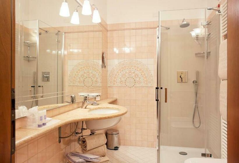 Номер Deluxe, Villa Quaranta Tommasi Wine Hotel & Spa