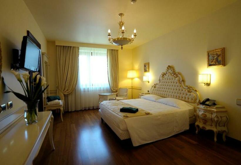 Люкс, Villa Quaranta Tommasi Wine Hotel & Spa