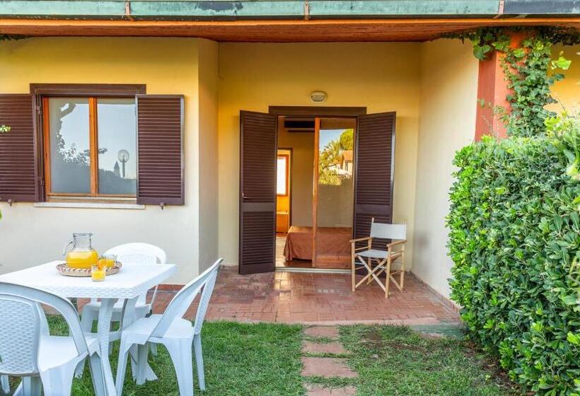 استودیوی استاندارد, Argentario Osa Resort