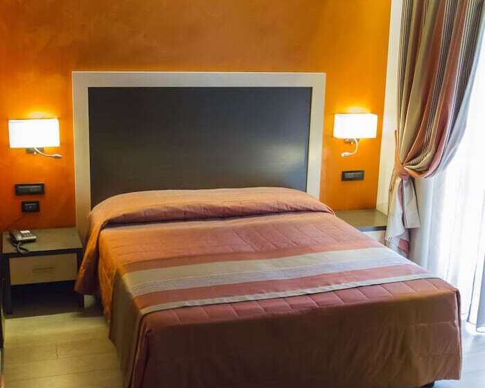 اتاق استاندارد سه نفره, Continental