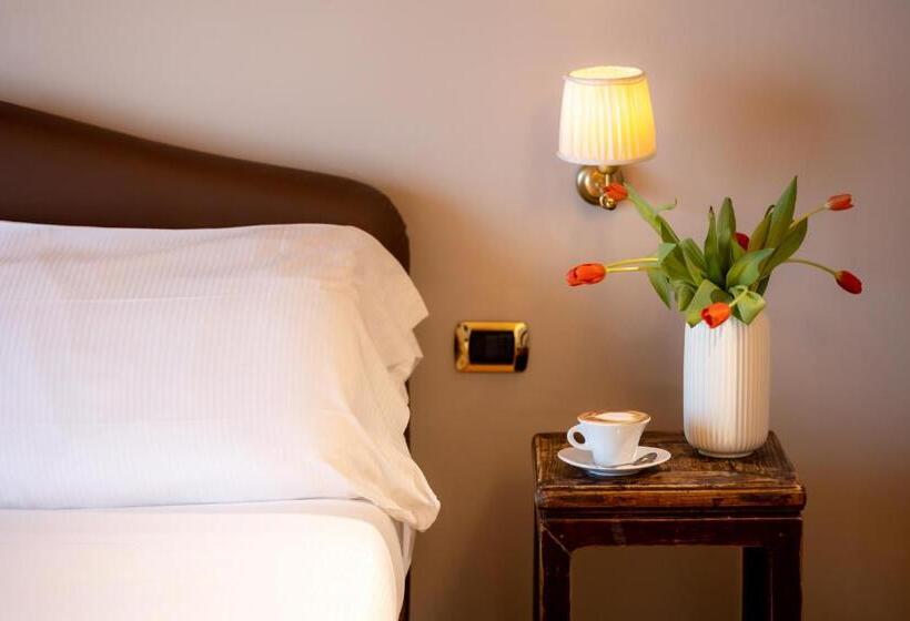 Superior room with lake view, Horizon Wellness & Spa Resort  Best Western Signature Collection