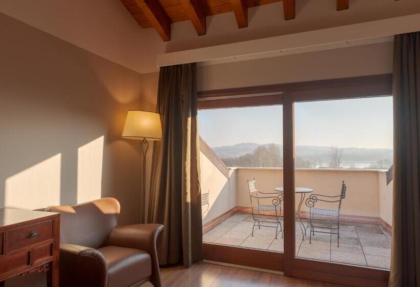 Superior room with lake view, Horizon Wellness & Spa Resort  Best Western Signature Collection