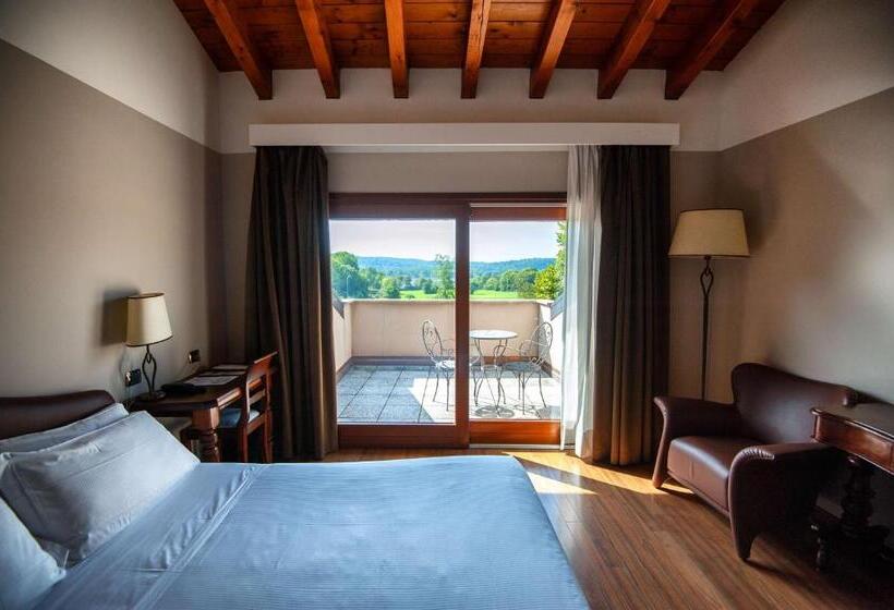 Superior room with lake view, Horizon Wellness & Spa Resort  Best Western Signature Collection