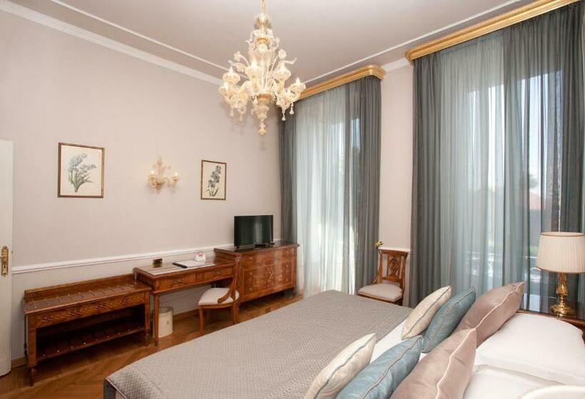 Стандартный Номер Нижний Этаж, Imperiale Palace