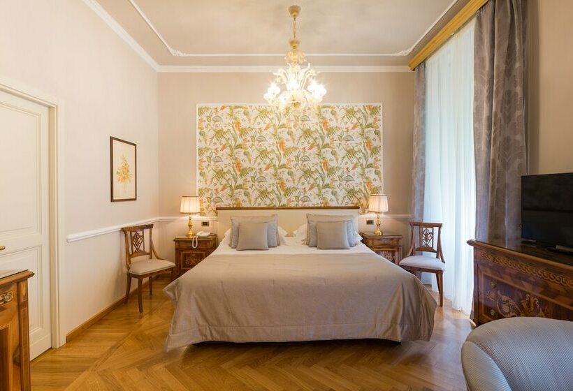 Полулюкс Нижний Этаж, Imperiale Palace