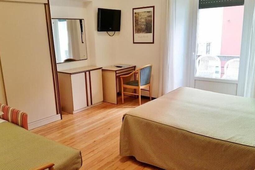 Quarto Triplo Estandar, Italie Et Suisse