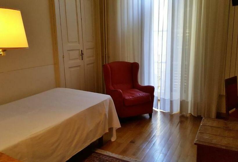 اتاق راحتی یک تخته, Roma E Rocca Cavour