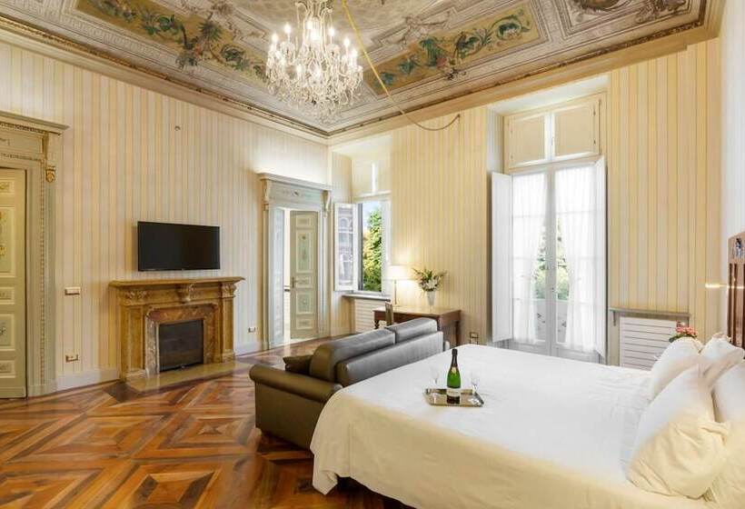 سوییت, Roma E Rocca Cavour