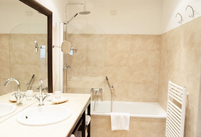 Deluxe Suite Sea View, Sina Astor