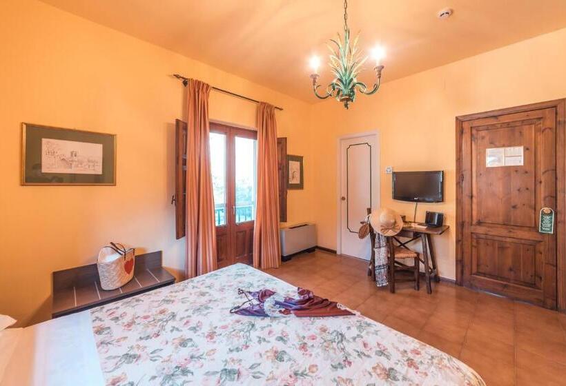 Familie Værelse Haveudsigt, Villa Sirina