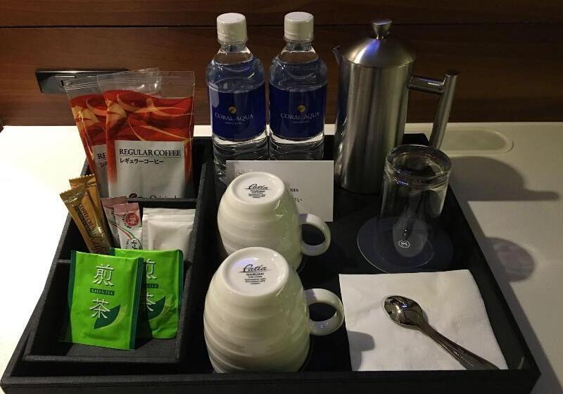 اتاق پرمیوم با چشم‌انداز دریا, Sheraton Okinawa Sunmarina Resort