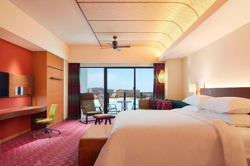 اتاق پرمیوم, Sheraton Okinawa Sunmarina Resort