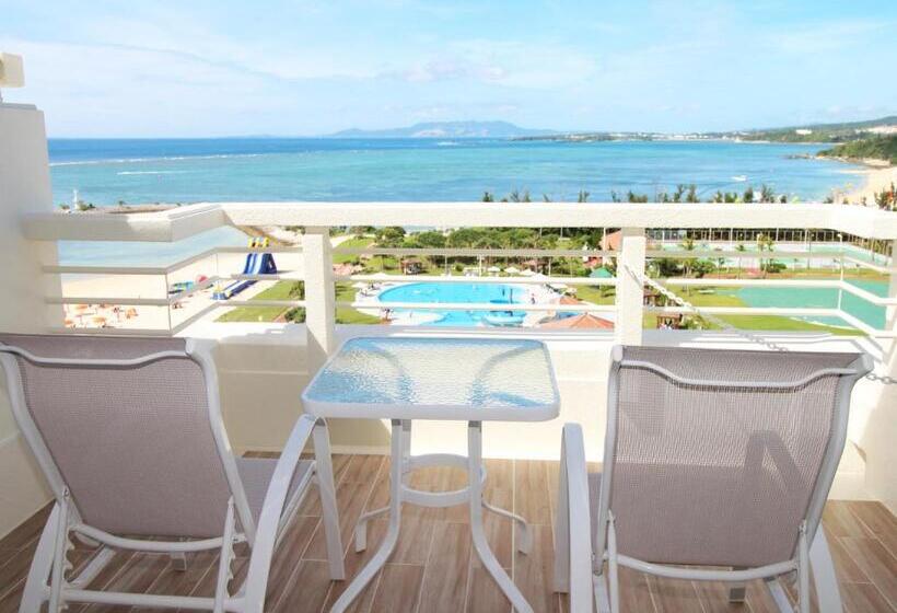 اتاق لوکس با چشم‌انداز دریا, Sheraton Okinawa Sunmarina Resort