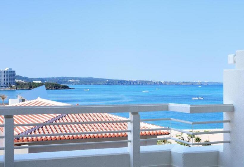 اتاق لوکس با چشم‌انداز دریا, Sheraton Okinawa Sunmarina Resort