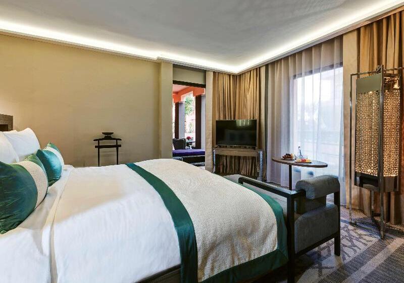 سوئیت با تخت بزرگ, Mövenpick Hotel Mansour Eddahbi Marrakech