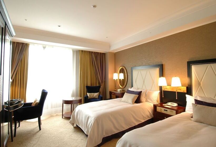 Номер Стандарт, New Grand