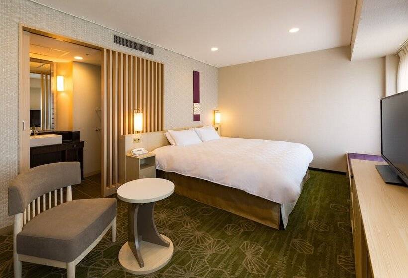Номер Deluxe, Shinjuku Prince