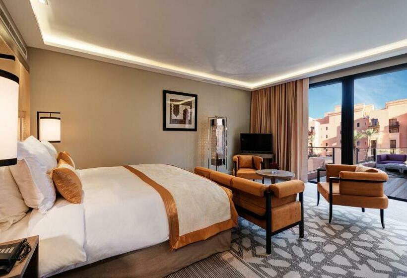 اتاق سوپریور با تخت بزرگ, Mövenpick Hotel Mansour Eddahbi Marrakech