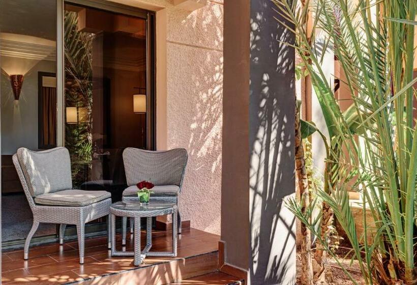 اتاق سوپریور با تخت بزرگ, Mövenpick Hotel Mansour Eddahbi Marrakech