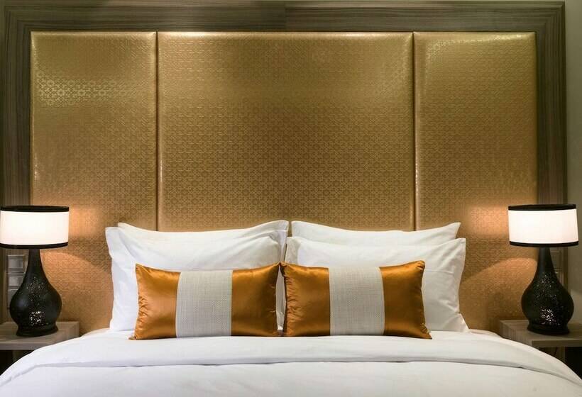 اتاق سوپریور با تخت بزرگ, Mövenpick Hotel Mansour Eddahbi Marrakech